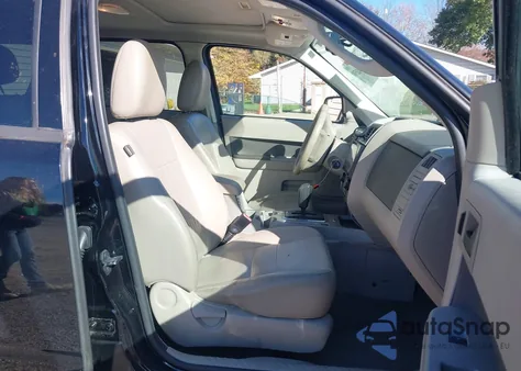 2010 Ford Escape Xlt из США, поврежденный, VIN 1FMCU0DG0AKC99662